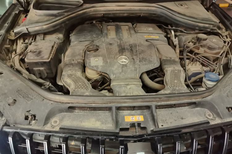 Used Mercedes-Benz GLS 2017 GLS 400 4MATIC Fashion Edition Engine Bay