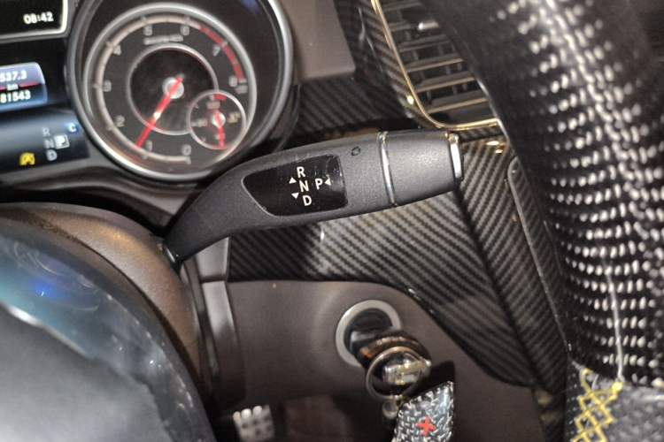 Used Mercedes-Benz GLS 2017 GLS 400 4MATIC Fashion Edition Gear Lever