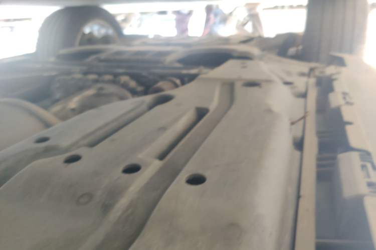 Used Mercedes-Benz GLS  Chassis Front Left
