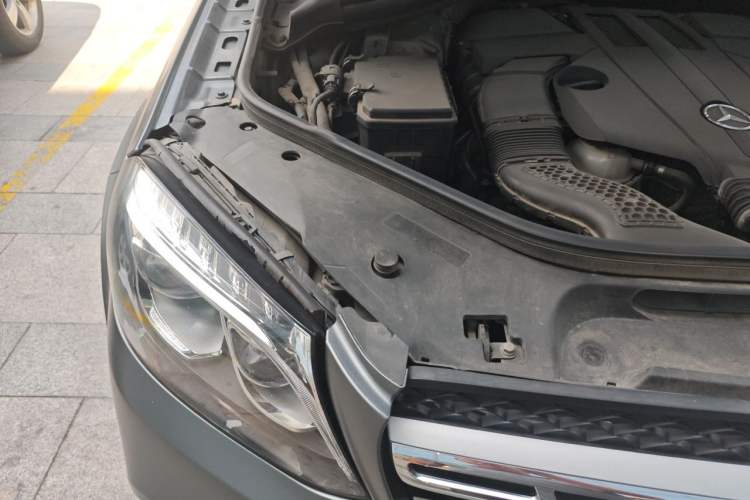 Used Mercedes-Benz GLS 2017 GLS 400 4MATIC Dynamic Model Engine Bay Right