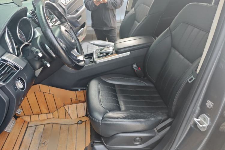 Used Mercedes-Benz GLS 2017 GLS 400 4MATIC Dynamic Model Left Front Seat