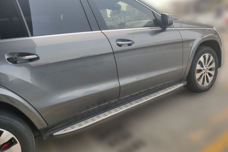 Used Mercedes-Benz GLS  Rear Right 45 Deg
