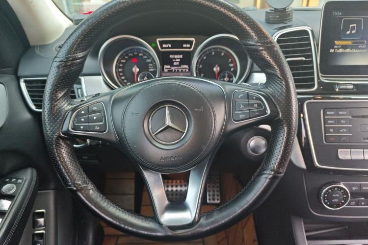 Used Mercedes-Benz GLS 2017 GLS 400 4MATIC Dynamic Model Steering Wheel