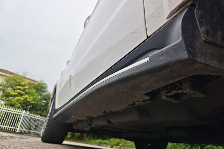 Used Mercedes-Benz GLS  Chassis Front Right