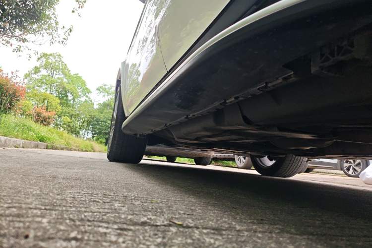 Used Mercedes-Benz GLS  Chassis Rear Left