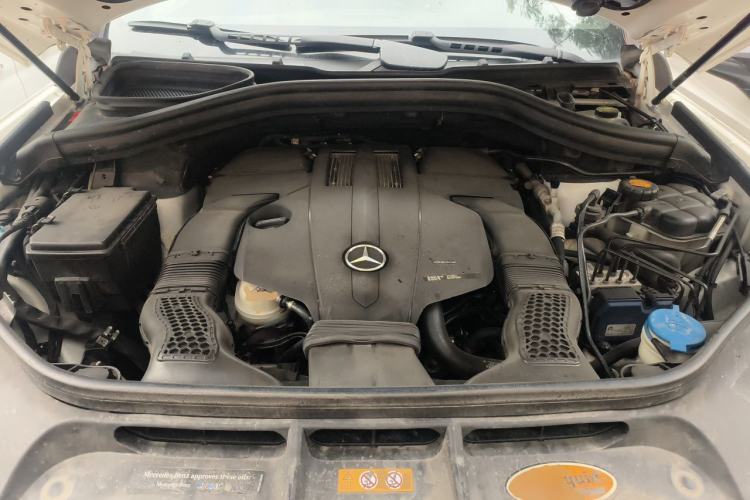 Used Mercedes-Benz GLS  Engine Bay