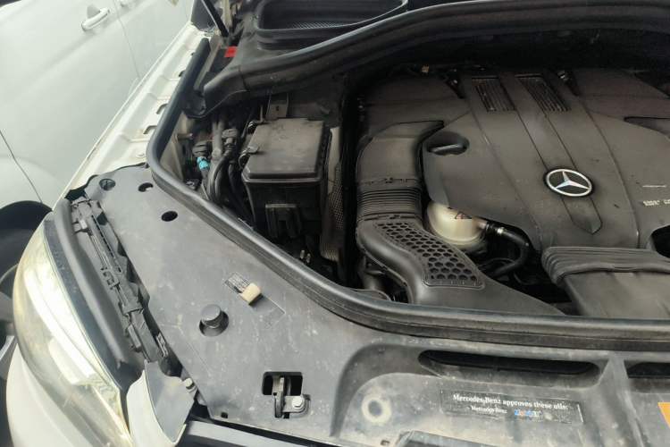 Used Mercedes-Benz GLS  Engine Bay Right