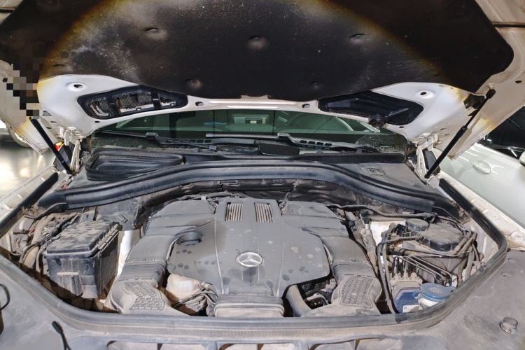 Used Mercedes-Benz GLS 2017 GLS 400 4MATIC Luxury Model Engine Bay