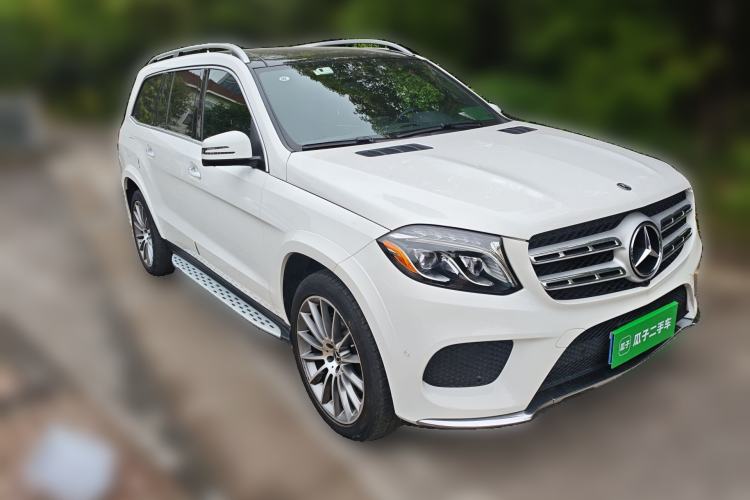 Used Mercedes-Benz GLS  Front Right 45 Deg