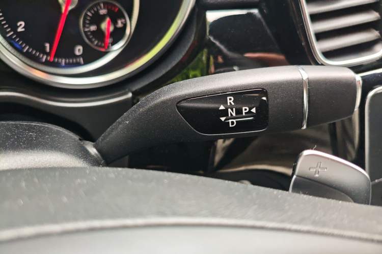 Used Mercedes-Benz GLS  Gear Lever