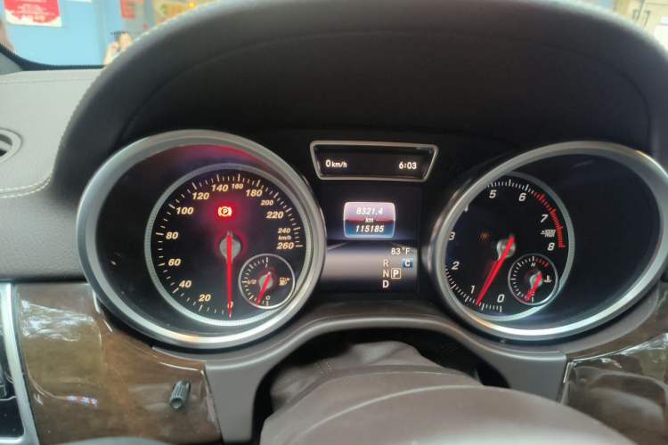 Used Mercedes-Benz GLS  Odometer Close Up