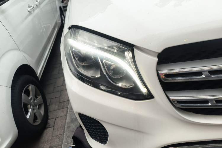 Used Mercedes-Benz GLS  Right Front Headlight