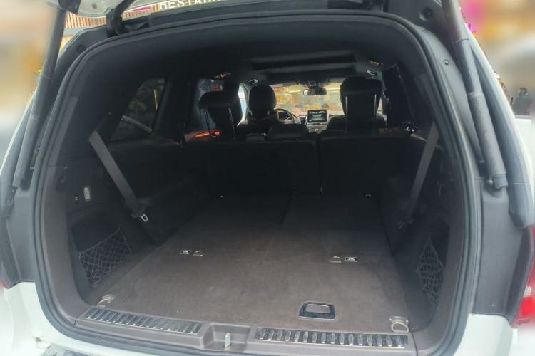 Used Mercedes-Benz GLS  Trunk