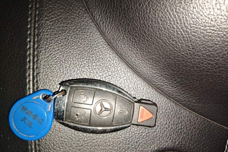 Used Mercedes-Benz GLS 2017 GLS 400 4MATIC Luxury Model Vehicle Key