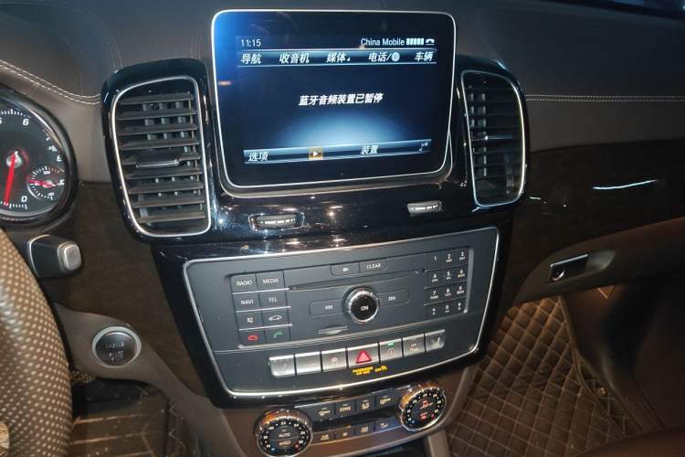 Used Mercedes-Benz GLS 2018 Refreshed GLS 400 4MATIC Dynamic Edition Audio And AC Panel