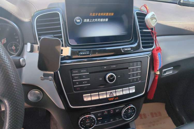 Used Mercedes-Benz GLS 2018 GLS 320 4MATIC Audio And AC Panel