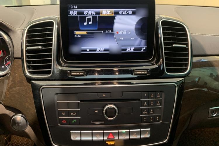 Used Mercedes-Benz GLS 2018 Refreshed GLS 400 4MATIC Dynamic Edition Audio And AC Panel