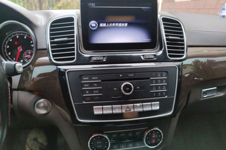 Used Mercedes-Benz GLS 2018 GLS 400 4MATIC Dynamic Model Audio And AC Panel