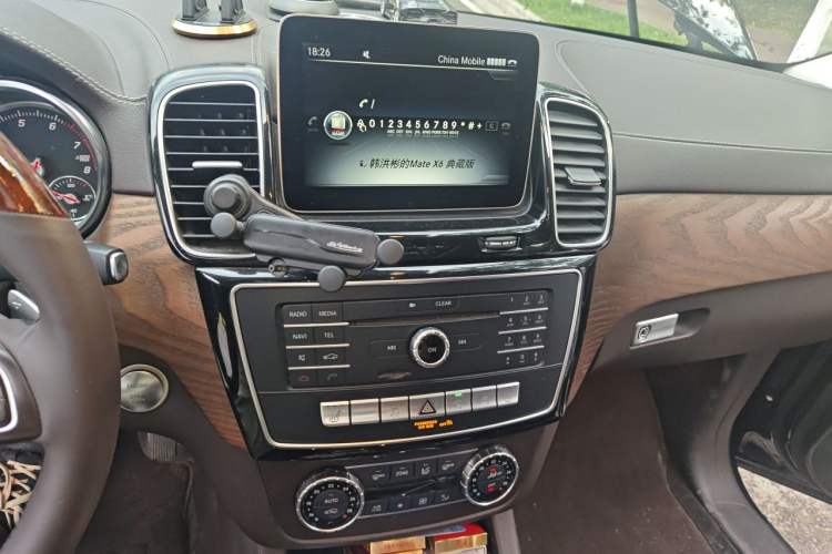 Used Mercedes-Benz GLS 2018 GLS 320 4MATIC Audio And AC Panel