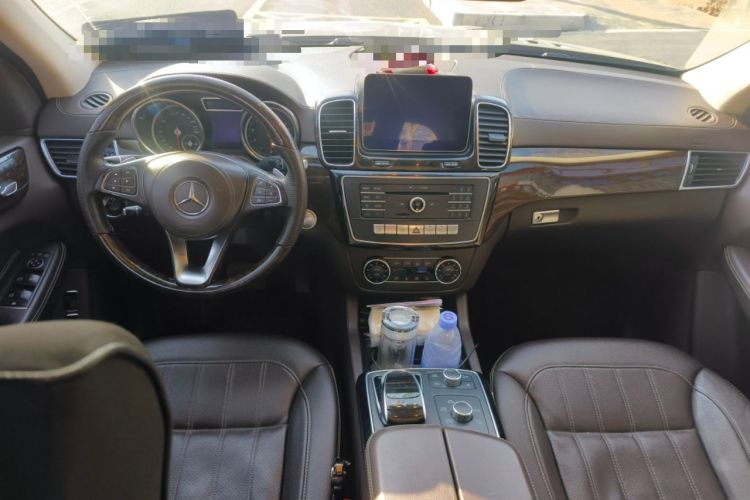 Used Mercedes-Benz GLS 2018 Refreshed GLS 400 4MATIC Dynamic Edition Center Console