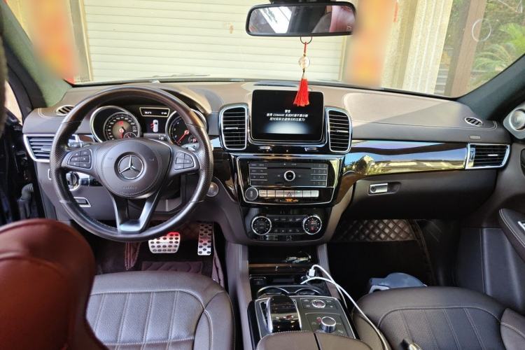 Used Mercedes-Benz GLS 2018 Refreshed GLS 400 4MATIC Dynamic Edition Center Console