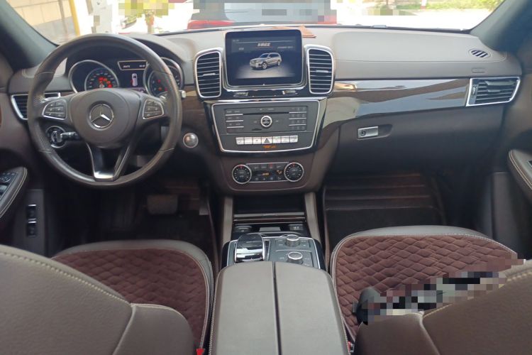 Used Mercedes-Benz GLS 2018 Refreshed GLS 400 4MATIC Dynamic Edition Center Console