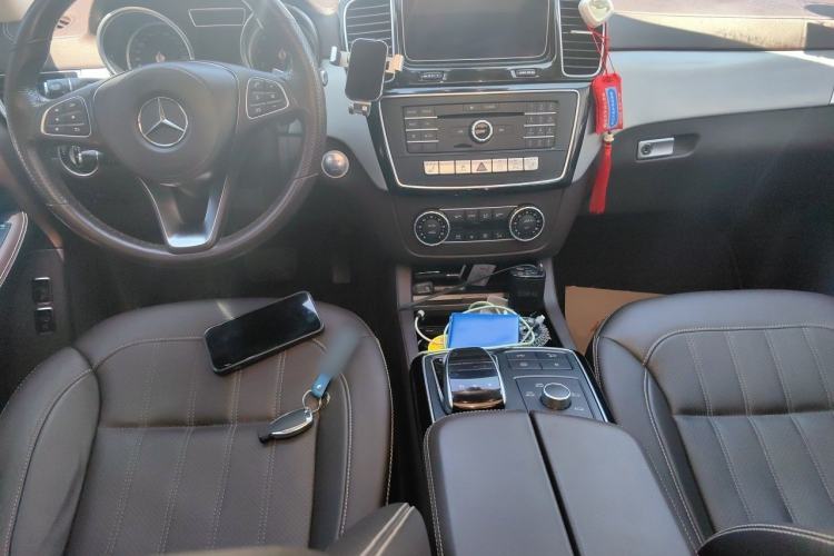 Used Mercedes-Benz GLS 2018 GLS 320 4MATIC Center Console