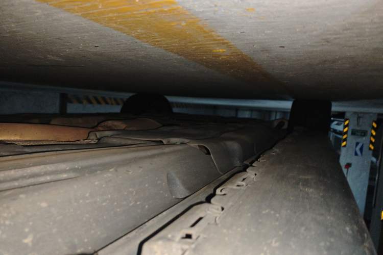 Used Mercedes-Benz GLS  Chassis Rear Left