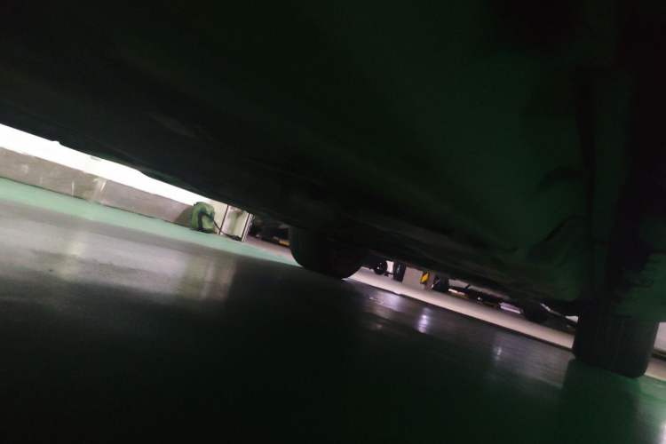 Used Mercedes-Benz GLS 2018 GLS 320 4MATIC Chassis Rear Right