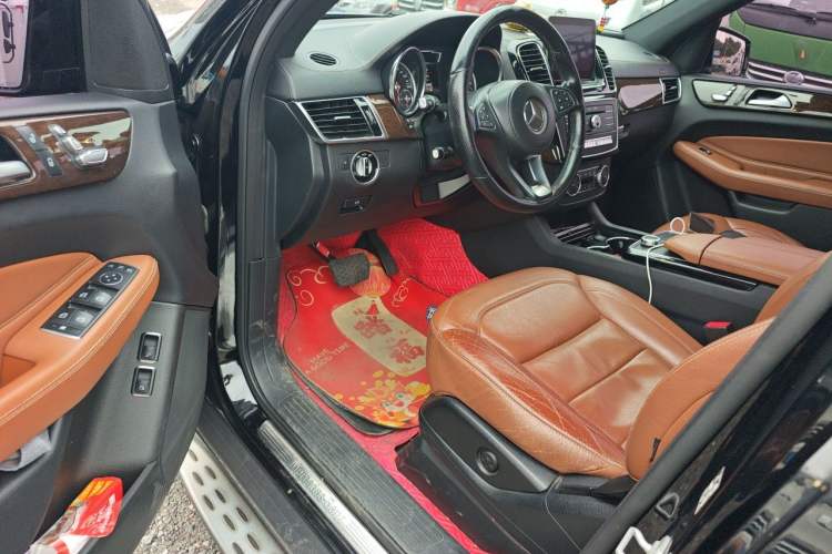 Used Mercedes-Benz GLS  Driver Seat