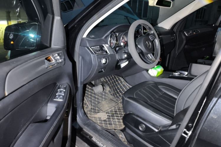 Used Mercedes-Benz GLS 2018 Facelift GLS 320 4MATIC Driver Seat