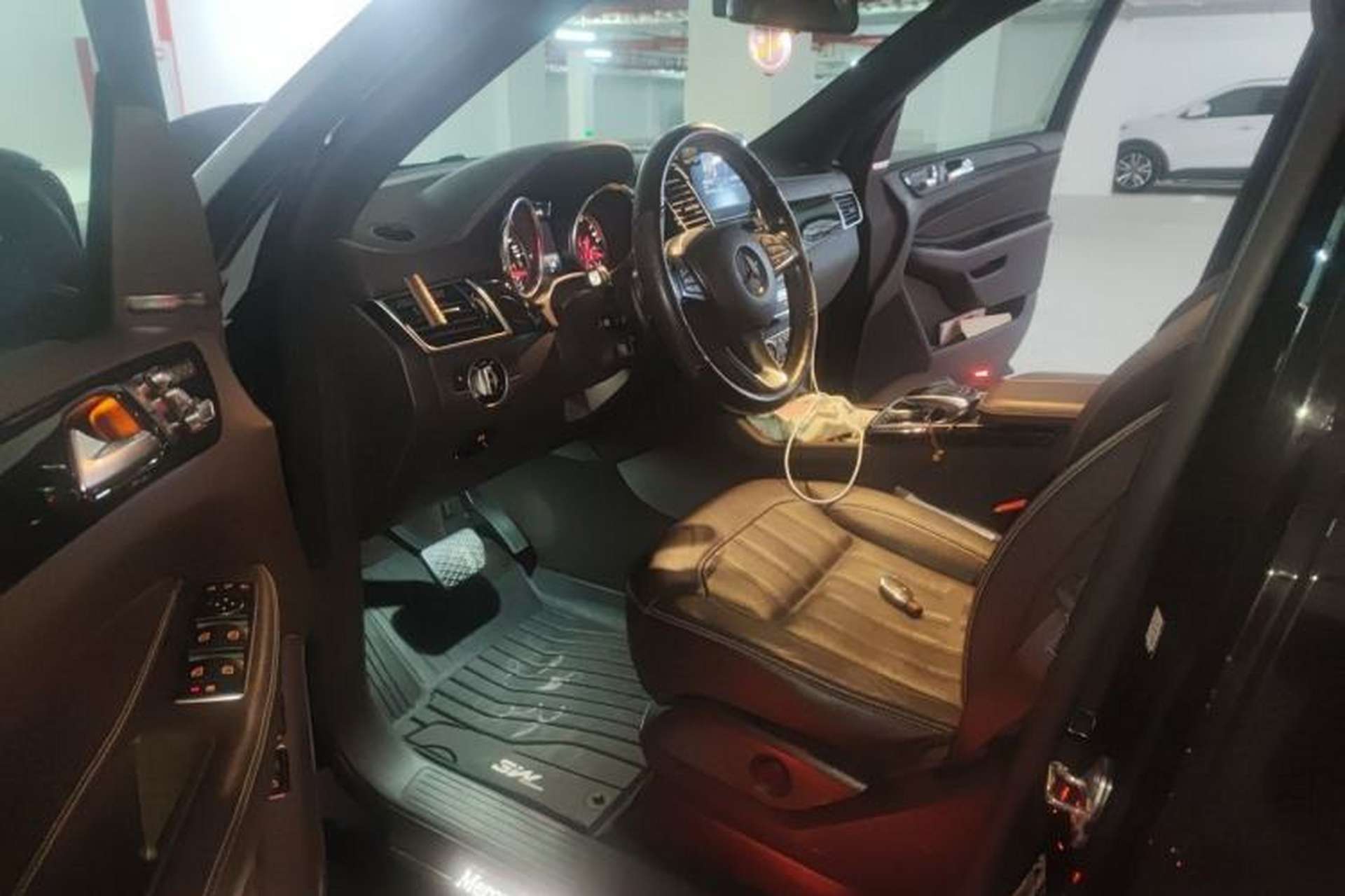 Used Mercedes-Benz GLS  Driver Seat