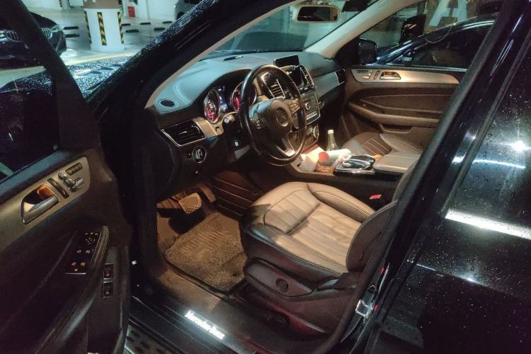 Used Mercedes-Benz GLS 2018 Facelift GLS 320 4MATIC Driver Seat