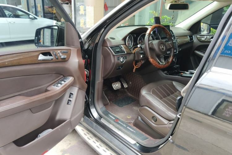 Used Mercedes-Benz GLS 2018 Refreshed GLS 400 4MATIC Dynamic Edition Driver Seat