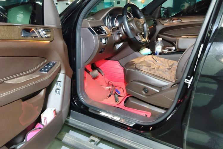 Used Mercedes-Benz GLS 2018 GLS 320 4MATIC Driver Seat