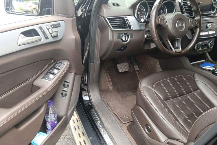 Used Mercedes-Benz GLS 2018 GLS 320 4MATIC Driver Seat