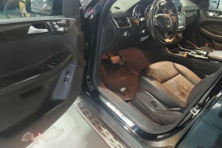 Used Mercedes-Benz GLS 2018 Refreshed GLS 400 4MATIC Dynamic Edition Driver Seat