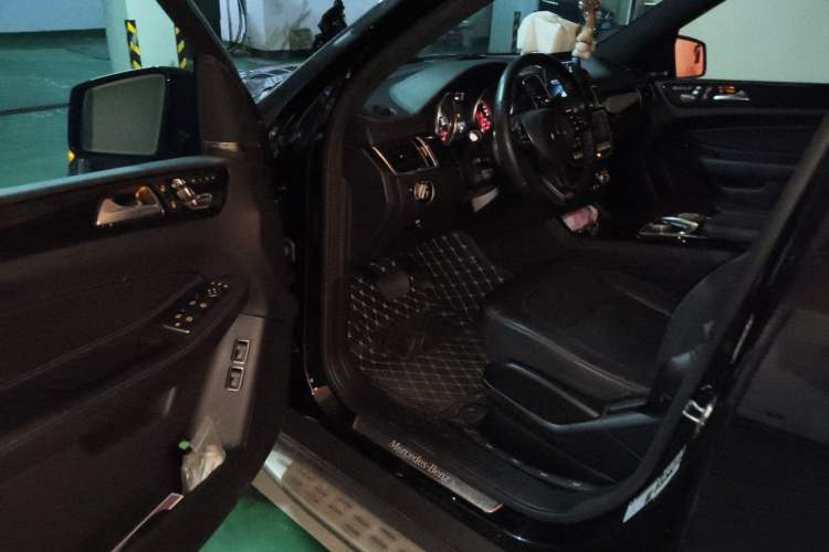 Used Mercedes-Benz GLS  Driver Seat