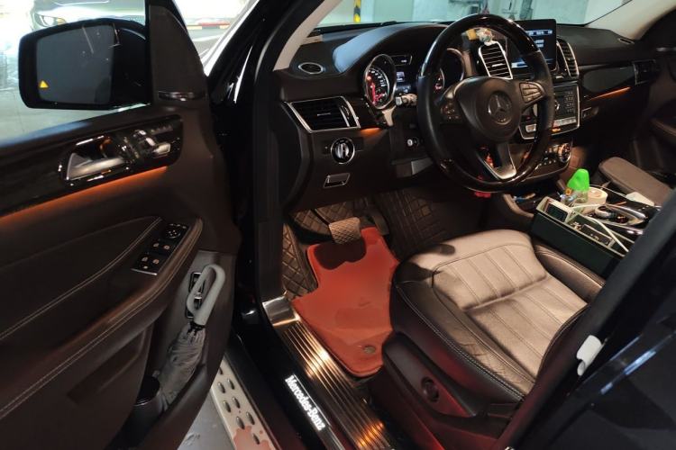Used Mercedes-Benz GLS 2018 Refreshed GLS 400 4MATIC Dynamic Edition Driver Seat