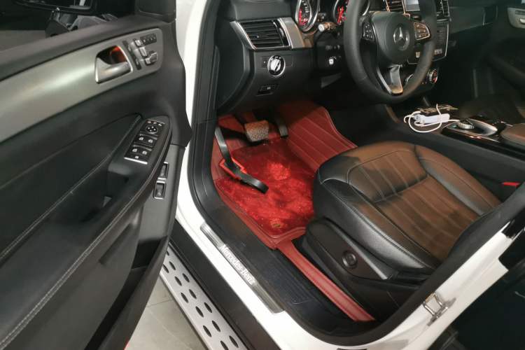 Used Mercedes-Benz GLS 2018 Facelift GLS 320 4MATIC Driver Seat