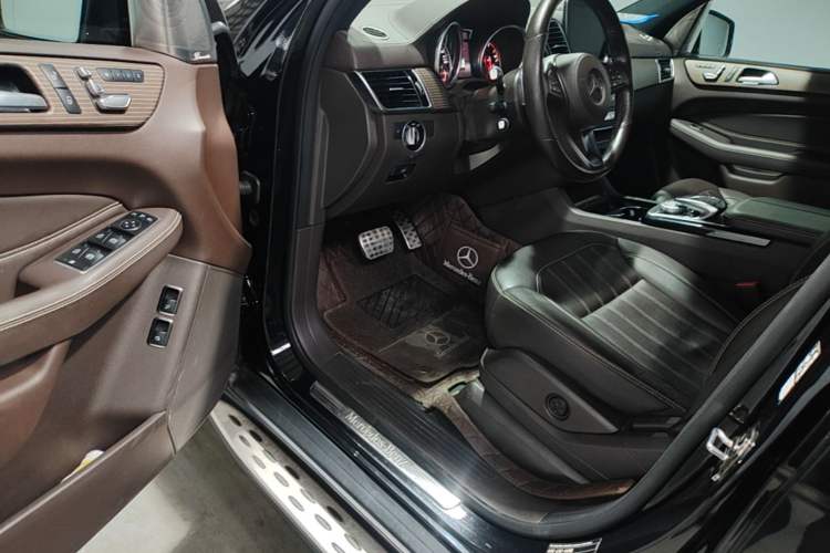 Used Mercedes-Benz GLS 2018 Facelift GLS 320 4MATIC Driver Seat