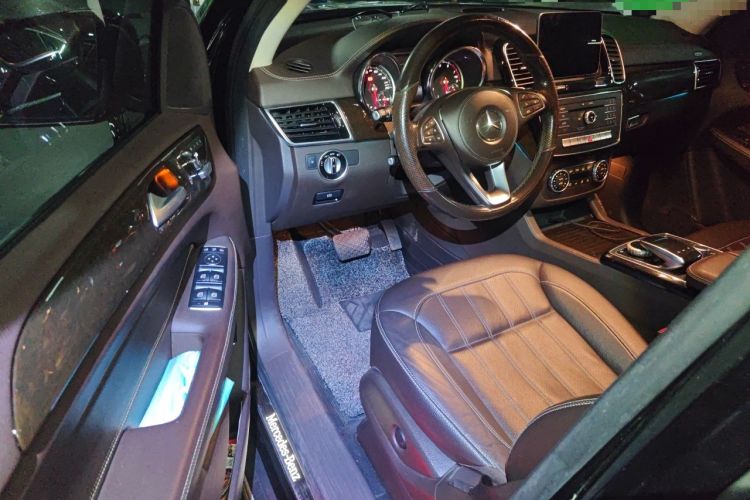 Used Mercedes-Benz GLS 2018 Refreshed GLS 400 4MATIC Dynamic Edition Driver Seat