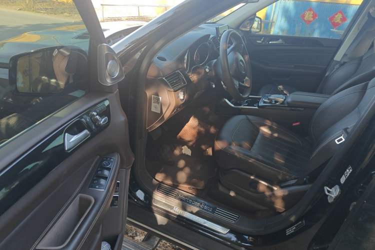 Used Mercedes-Benz GLS 2018 GLS 320 4MATIC Driver Seat