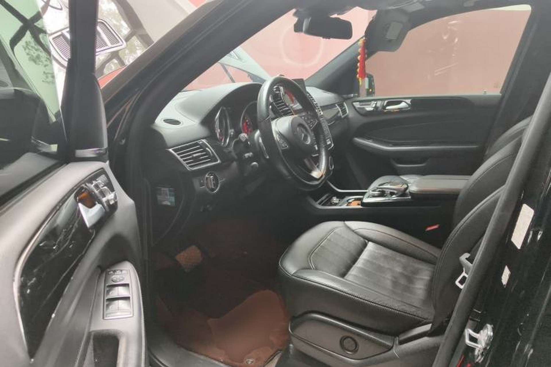 Used Mercedes-Benz GLS  Driver Seat