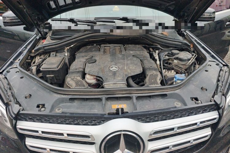 Used Mercedes-Benz GLS  Engine Bay
