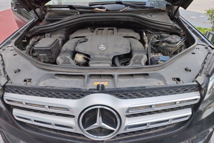 Used Mercedes-Benz GLS 2018 GLS 400 4MATIC Luxury Model Engine Bay