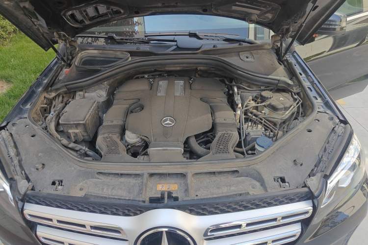 Used Mercedes-Benz GLS 2018 Facelift GLS 320 4MATIC Engine Bay