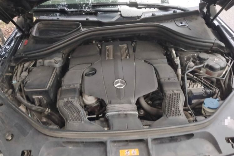 Used Mercedes-Benz GLS 2018 GLS 400 4MATIC Dynamic Model Engine Bay