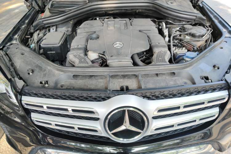 Used Mercedes-Benz GLS 2018 GLS 320 4MATIC Engine Bay