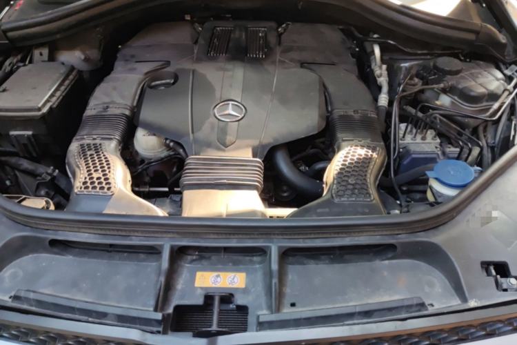 Used Mercedes-Benz GLS 2018 GLS 400 4MATIC Dynamic Model Engine Bay